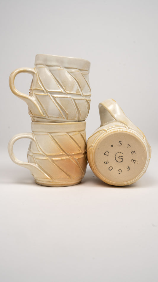 Twisted Mug - White Blush