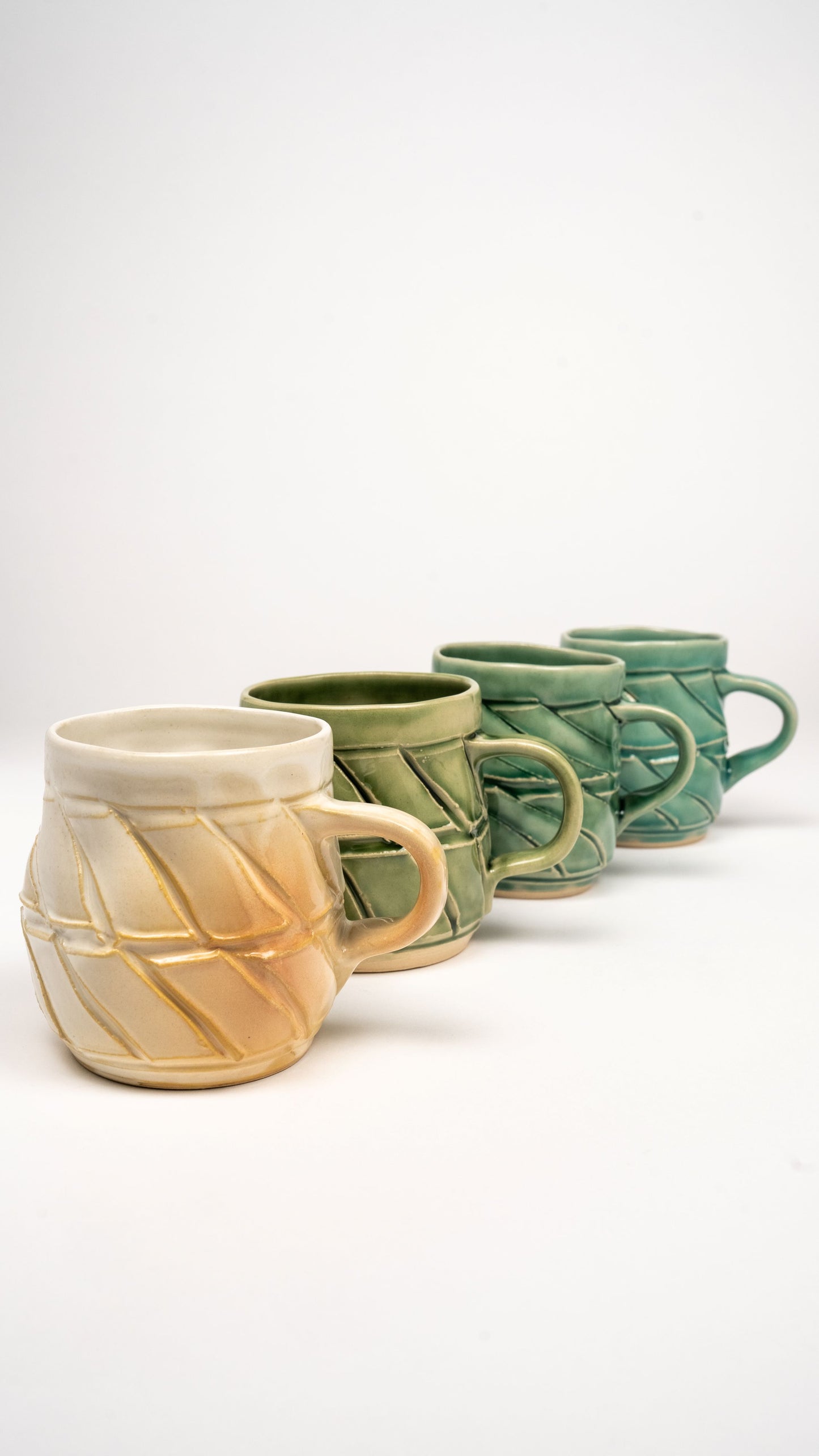 Twisted Mug - White Blush